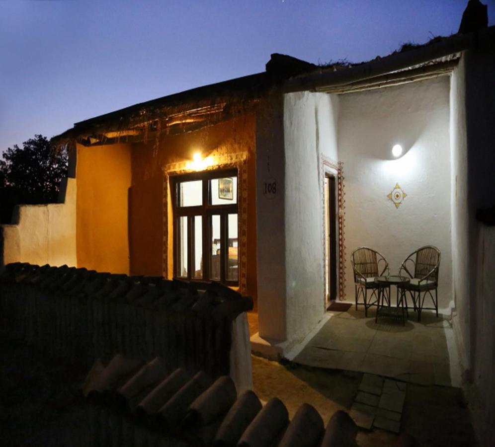 Kanha Village Eco Resort Ngoại thất bức ảnh