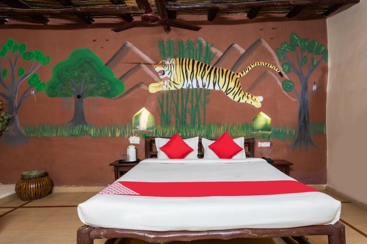 Kanha Village Eco Resort Ngoại thất bức ảnh